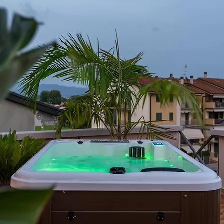 Apartament Rooftop Sealavie, Jacuzzi E Terrazza Privata
