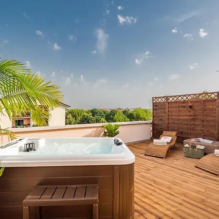 Rooftop Sealavie, Jacuzzi E Terrazza Privata * 维亚雷焦