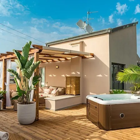 Apartamento Rooftop Sealavie, Jacuzzi E Terrazza Privata *