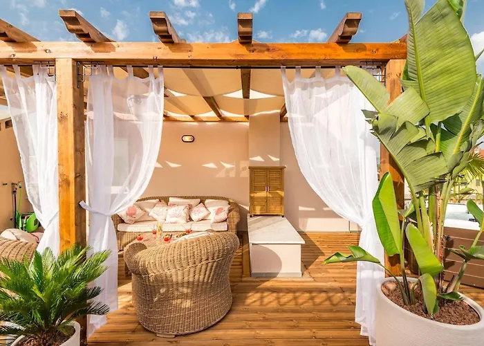 Appartement Rooftop Sealavie, Jacuzzi E Terrazza Privata *