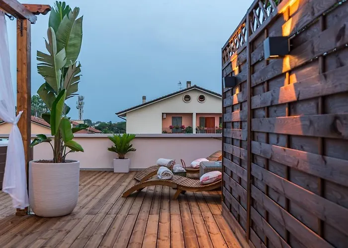 Appartement Rooftop Sealavie, Jacuzzi E Terrazza Privata