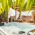 Rooftop Sealavie, Jacuzzi E Terrazza Privata Lägenhet *