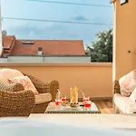 Lägenhet Rooftop Sealavie, Jacuzzi E Terrazza Privata Viareggio